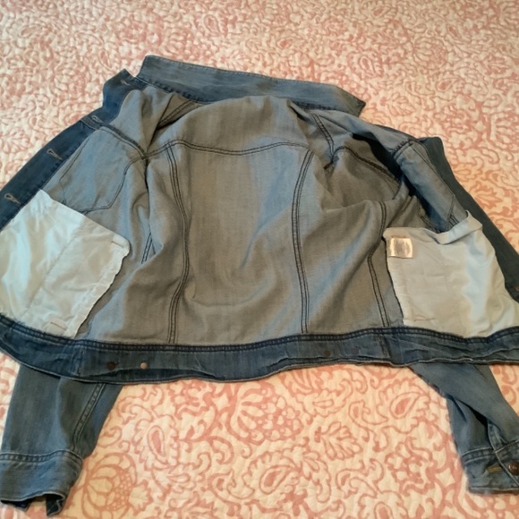 Aritzia Talula Denim Jacket - Picture 4 of 5
